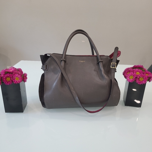 Nina Ricci Handbags - Gorgeous Nina Ricci Gray and Pink Purse